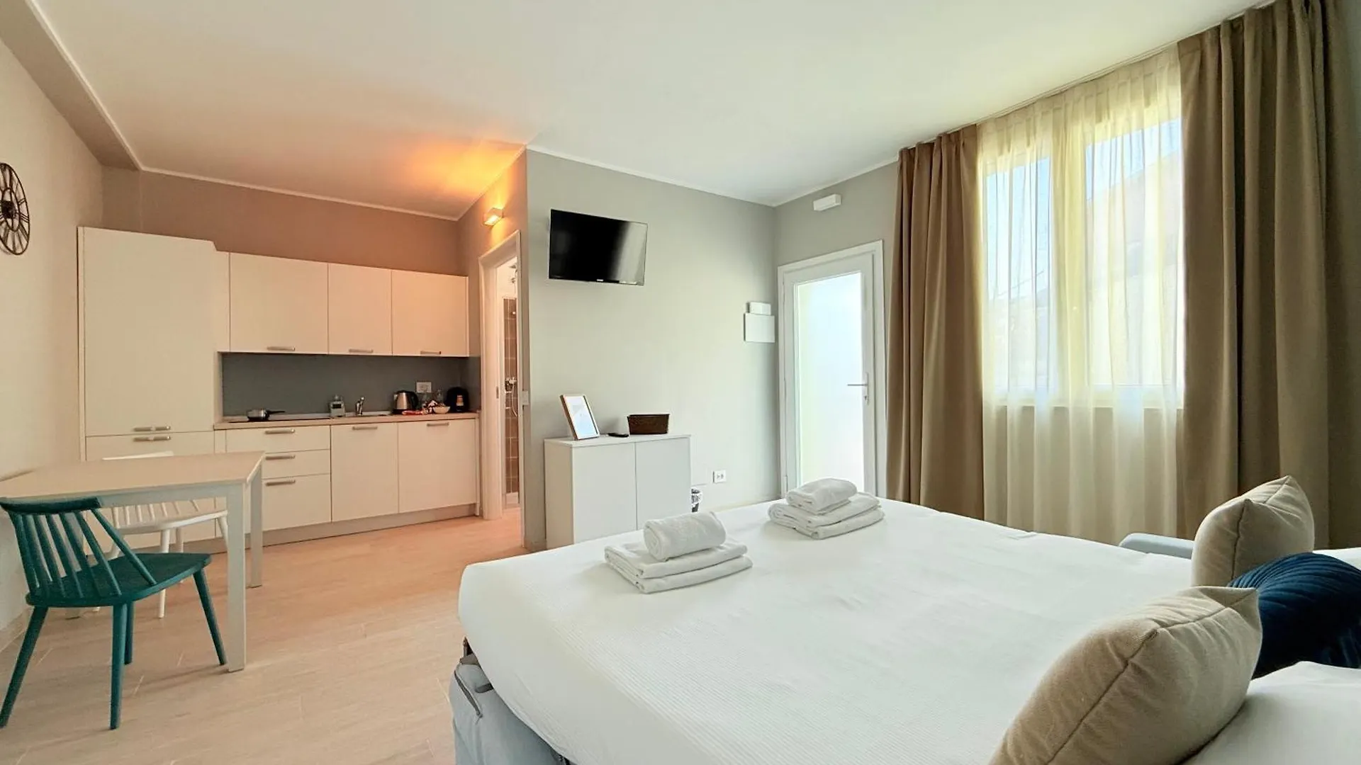 Il Giardino Degli Ulivi P1 Apartment Lissone Italy